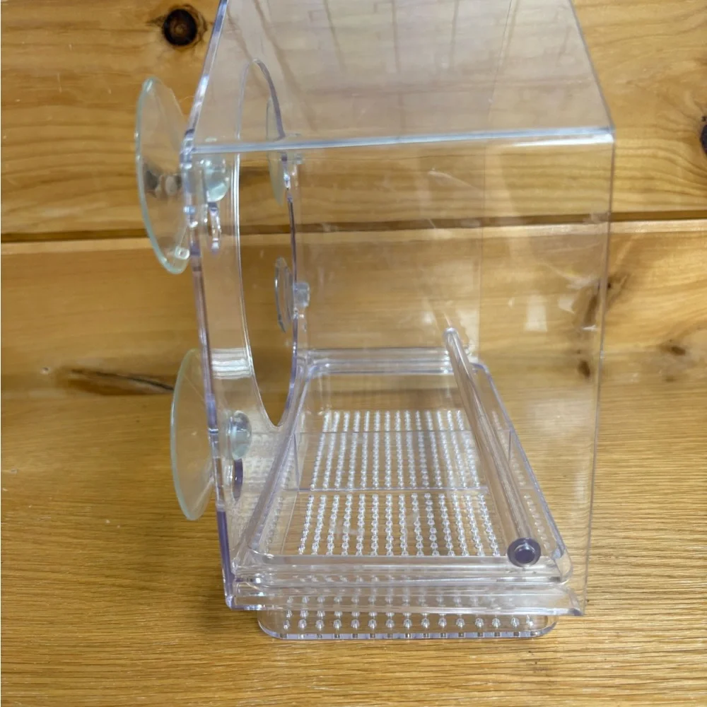 Clear Acrylic Bird Feeder with Suction Cups